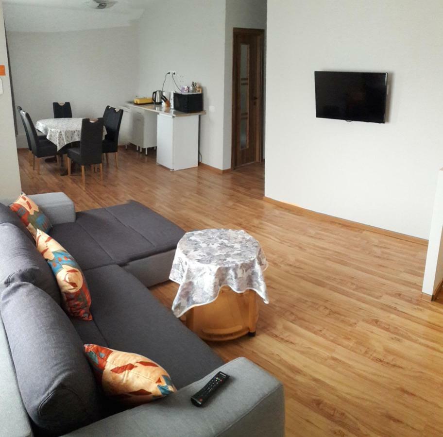 Theresia Apartment Сибиу Экстерьер фото
